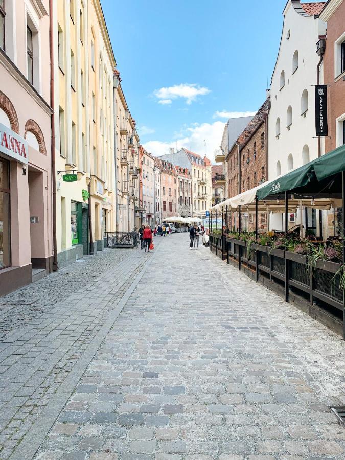 Apartamenty Centrum - Szafirowy I Szmaragdowy Torun Exterior photo